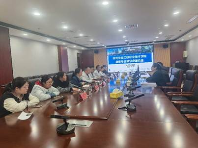 6437d9d6a705168cdffdba6715b069fa